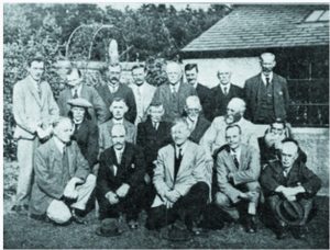 Kilmarnock Visit Ayr Beekeepers Visiting Kilmarnock in 1925—Andrew Limond is second from the right at the front